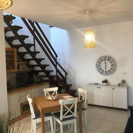 & Sea * Джардини-Наксос