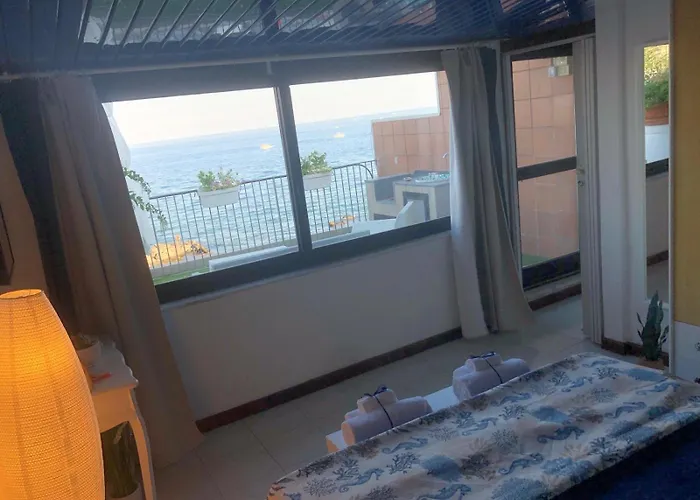 & Sea Giardini-Naxos